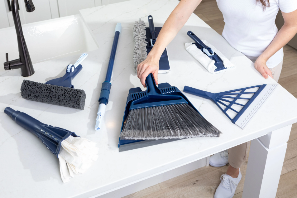 Casabella Power Spin Scrubber (view 2)